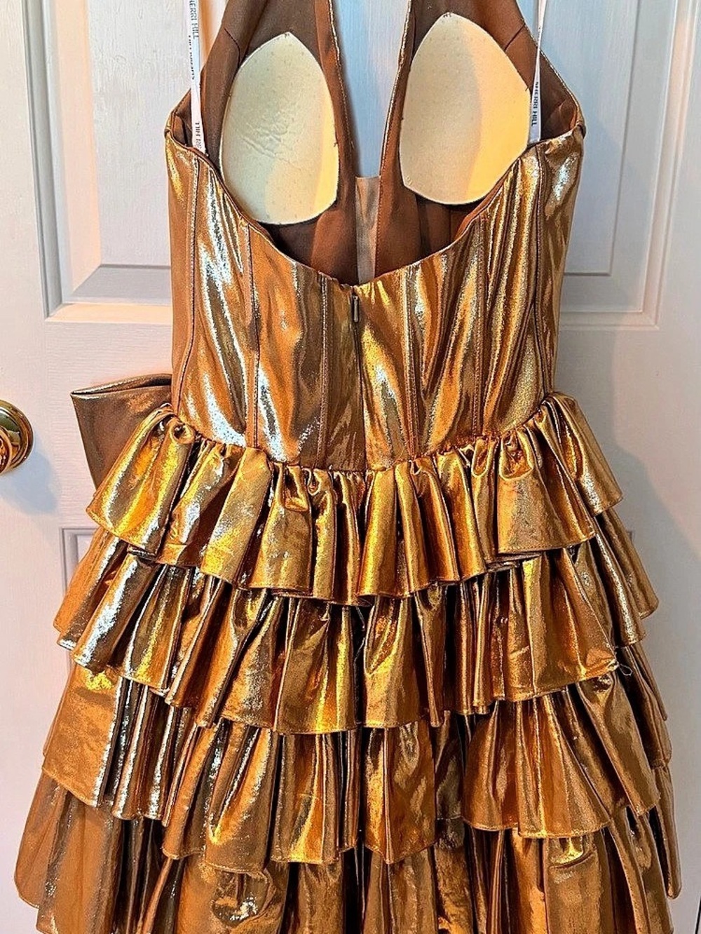 SHERRI HILL 56826 Metallic Halter Cocktail Dress 56826 Gold Metallic Halter Mini - Picture 3 of 5